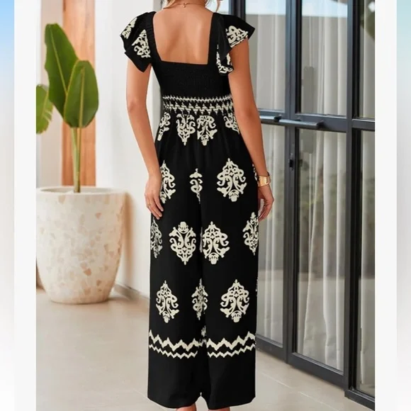 Black and White Patterned Jumpsuit - Picture 2 of 2